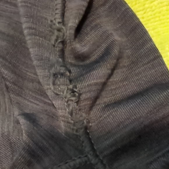 Under Armour cold gear half-zip - Picture 3 of 3